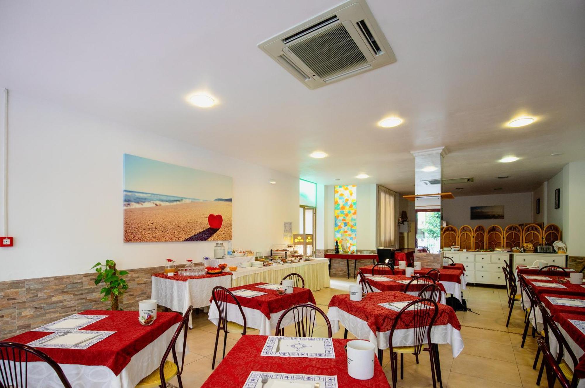 Hotel Clara 里米尼 外观 照片